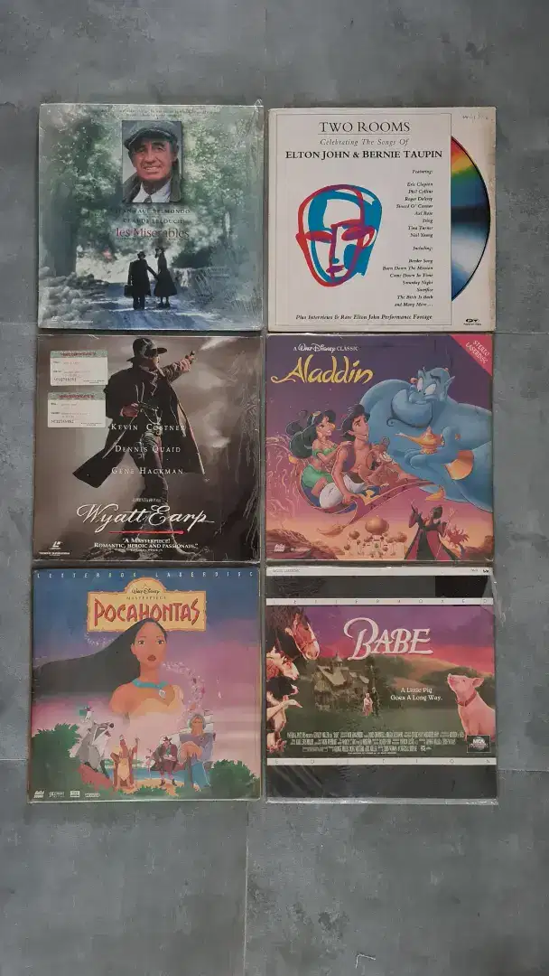 Laser disc film-film koleksi