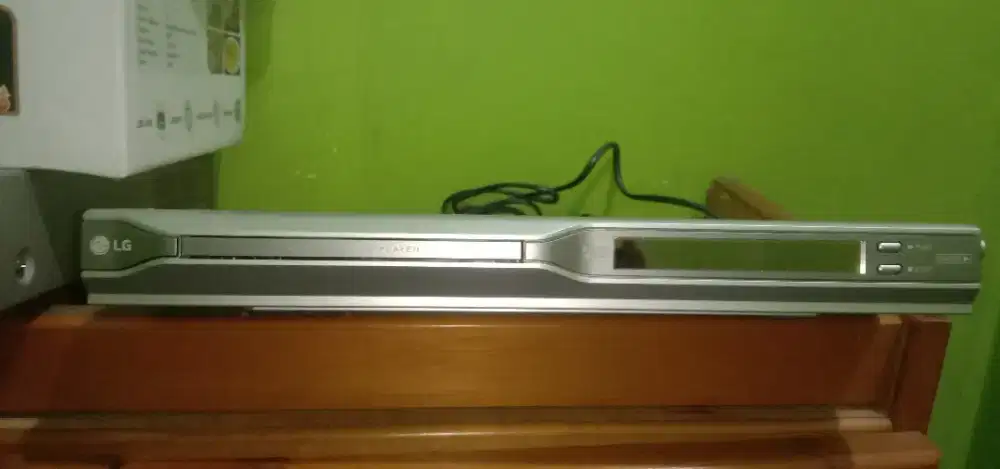 DVD player merek LG