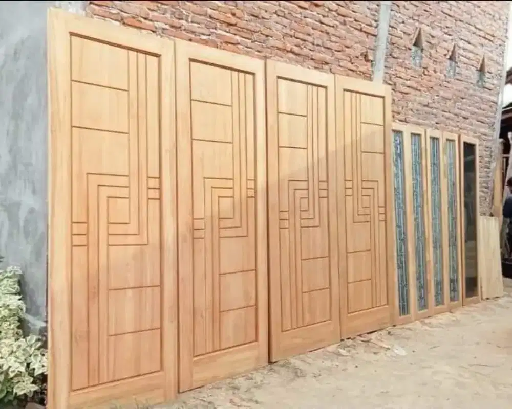 Pintu,kusen,jendela harga sangat terjangkau.