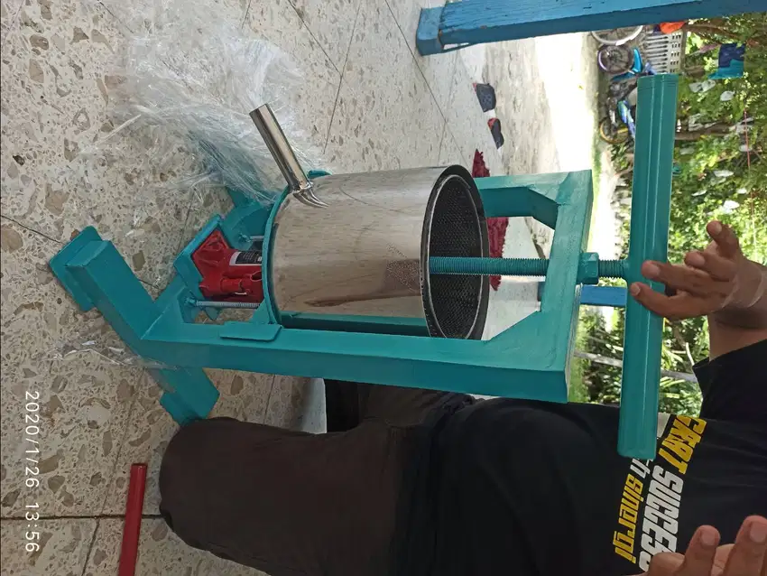 Peras santan, kedelai, susu almond, jahe READY