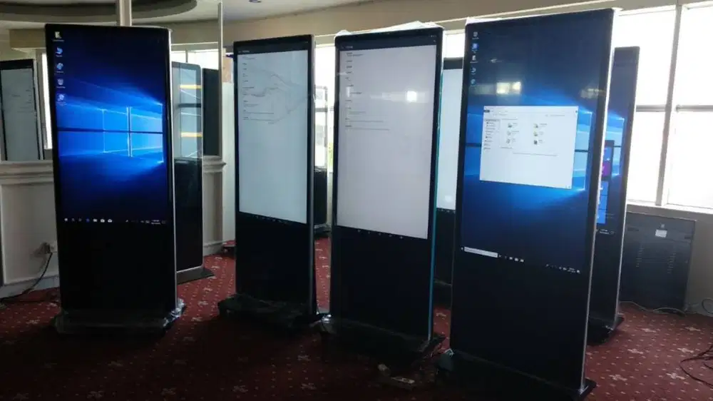 Digital Signage Touchscreen 55 / 55Inch Windows LCD SAMSUNG / LG