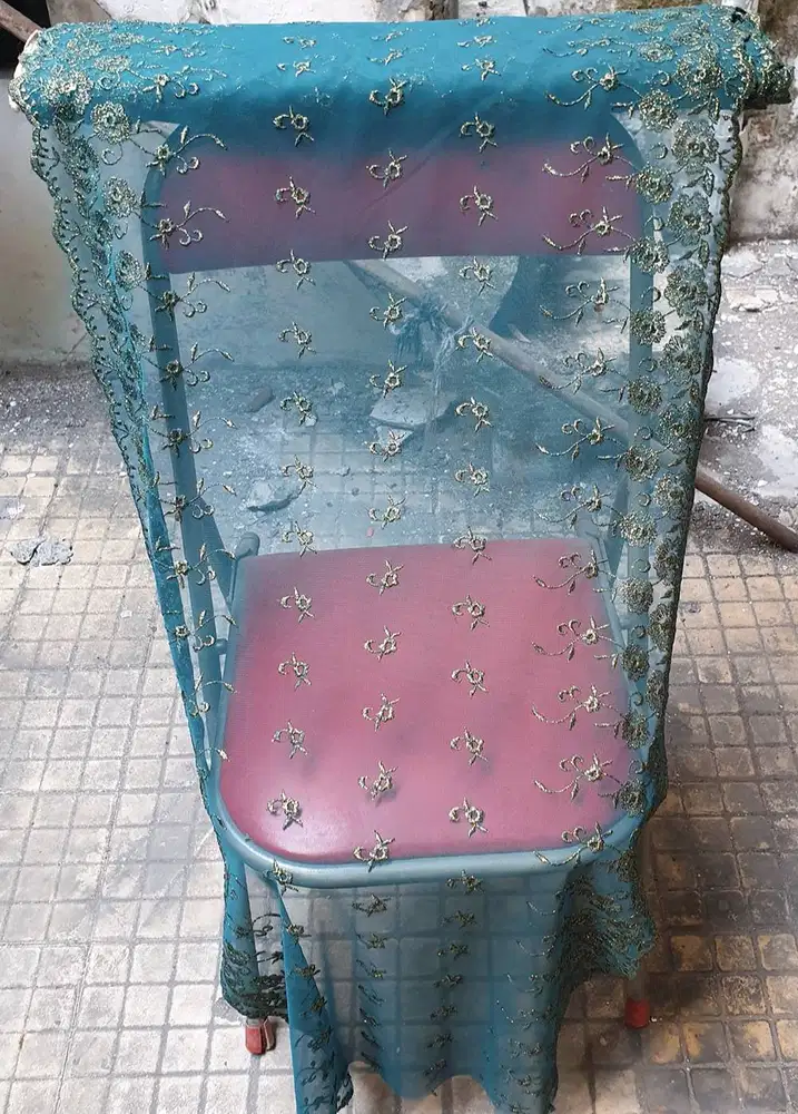 Kain Kerudung Wanita