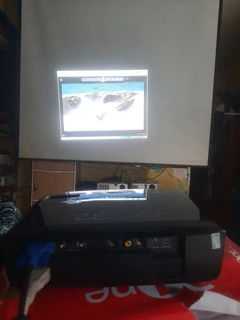 Proyektor projector toshiba nps 10a joss