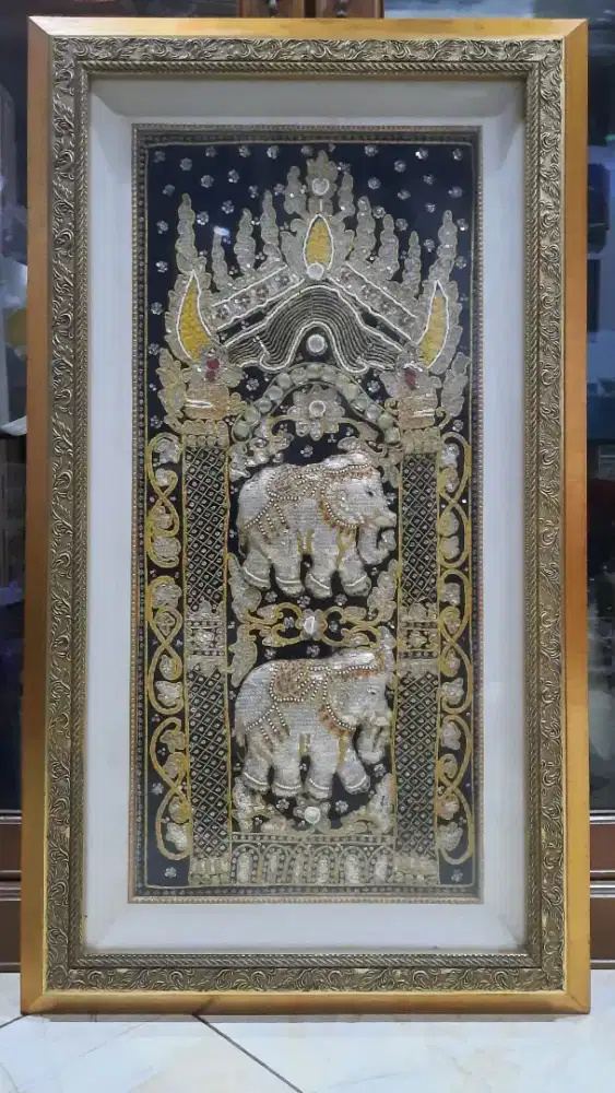 HIASAN DINDING GAJAH THAILAND.
( Sulaman-Payet-Manik² - Batu²an ).