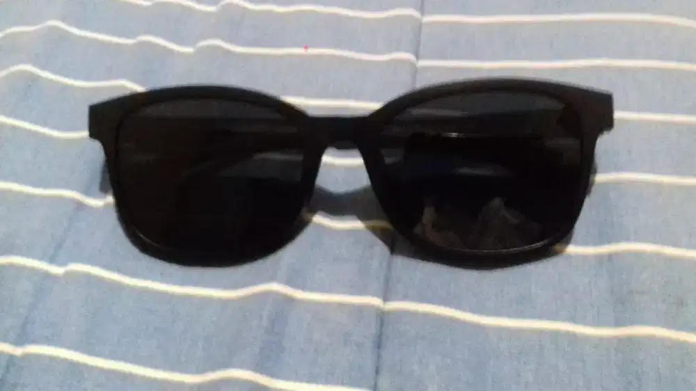 Kaca mata clip on padisen