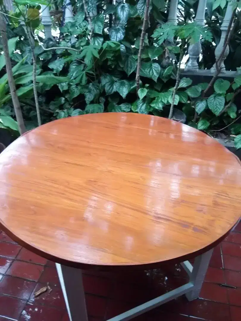 meja makan kayu Mahoni