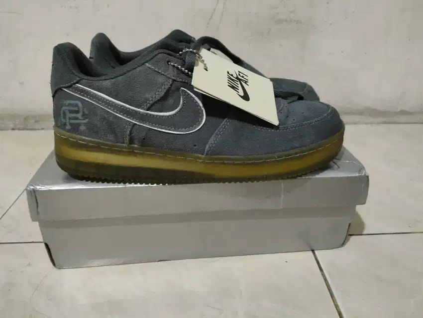 Sepatu Nike Air Force1 Reigning Champ Size 43 Low Grey