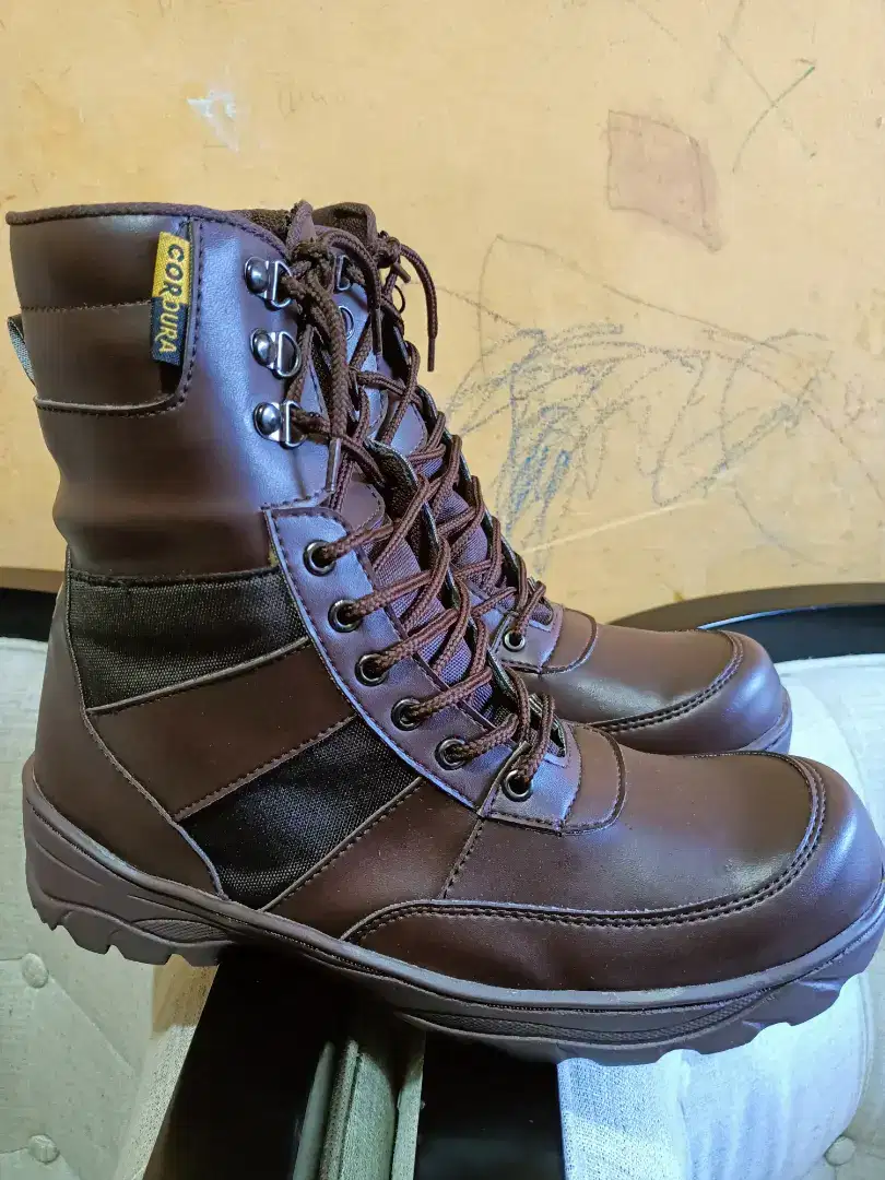 Sepatu boot fdl merk cordora