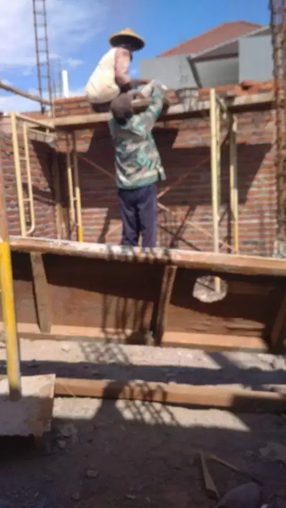 Tukang borongan bangunan