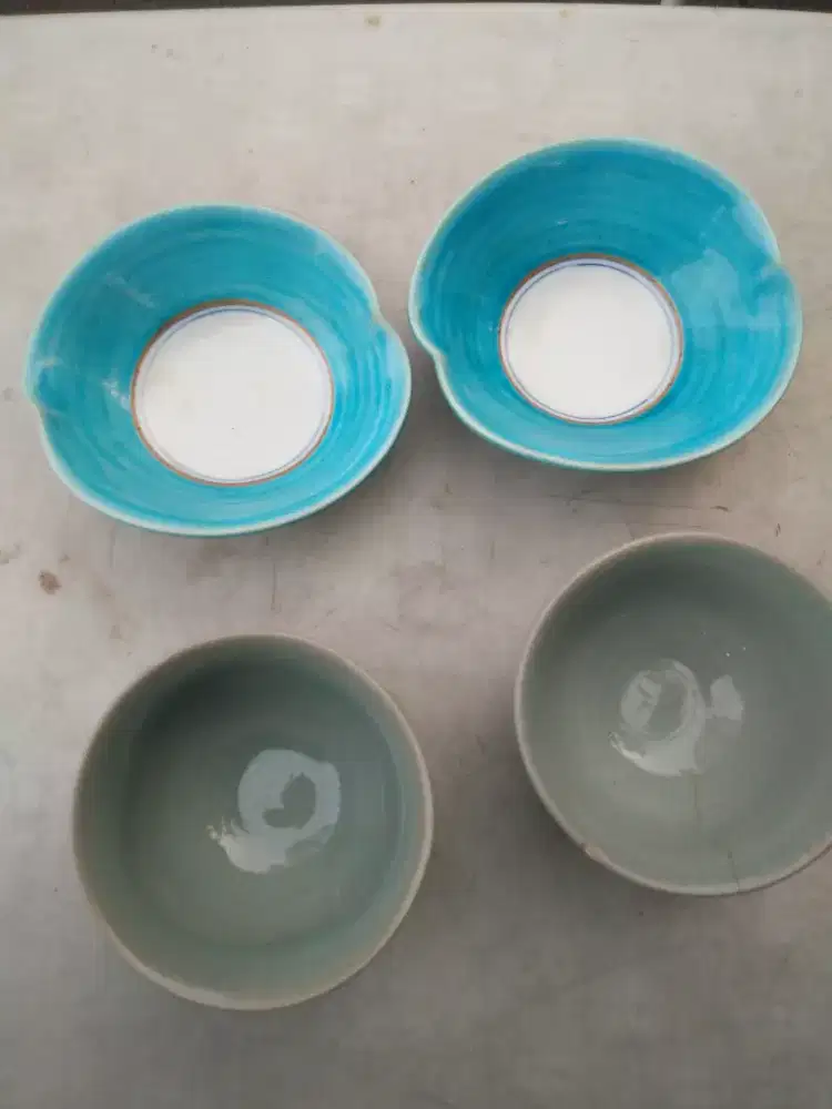 4 mangkok(tua) antik borongan semuanya ukuran 10 cm/11 cm