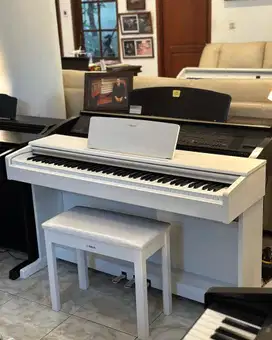 Yamaha Arius Putih White YDP-144 Clavinova Piano Digital