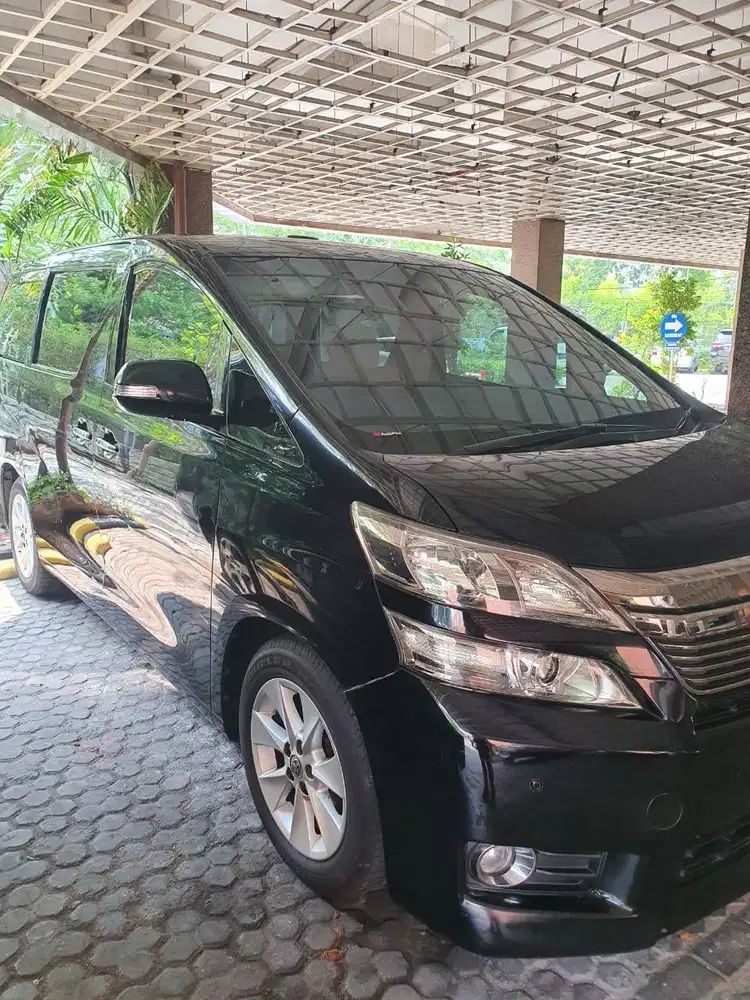 Toyota Alphard 2012: Investasi Mewah yang Layak Dipertimbangkan