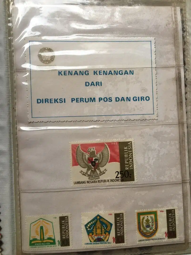 Perangko edisi 27 propinsi th 81/82