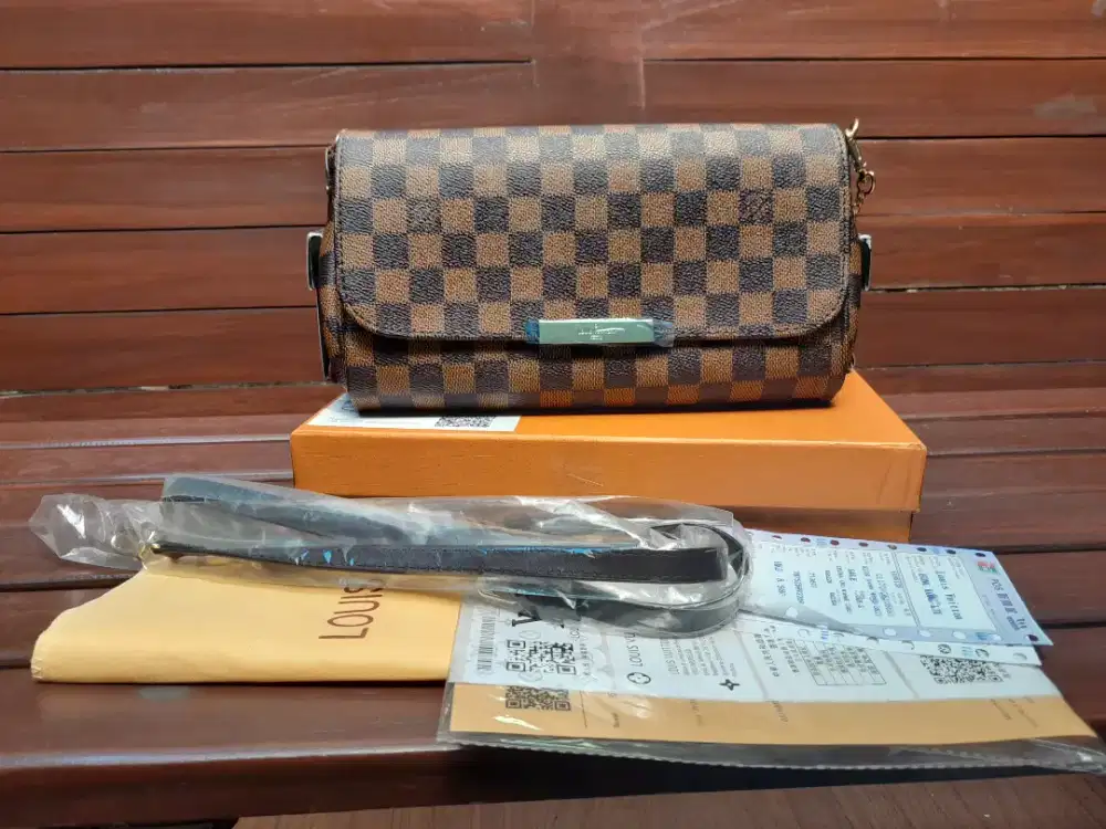 Tas model clucth new sale