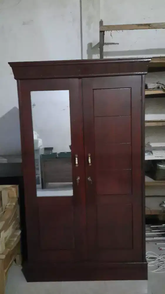 Almari pintu 2 kayu jati