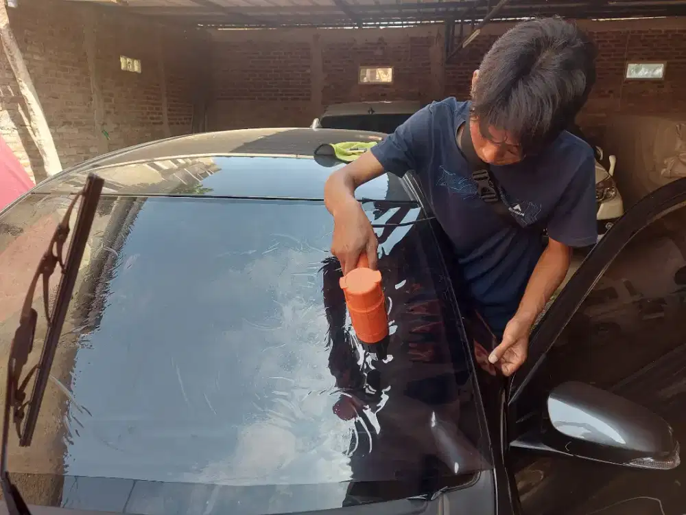 panggilan kaca film untuk mobil