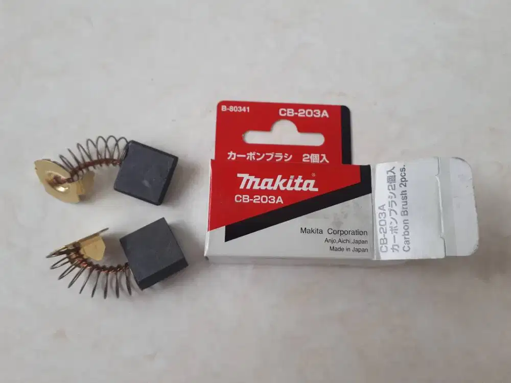 Makita CB-203A Carbon Brush B-80341 (Bostel Arang) 2 pcs / box (A-806)