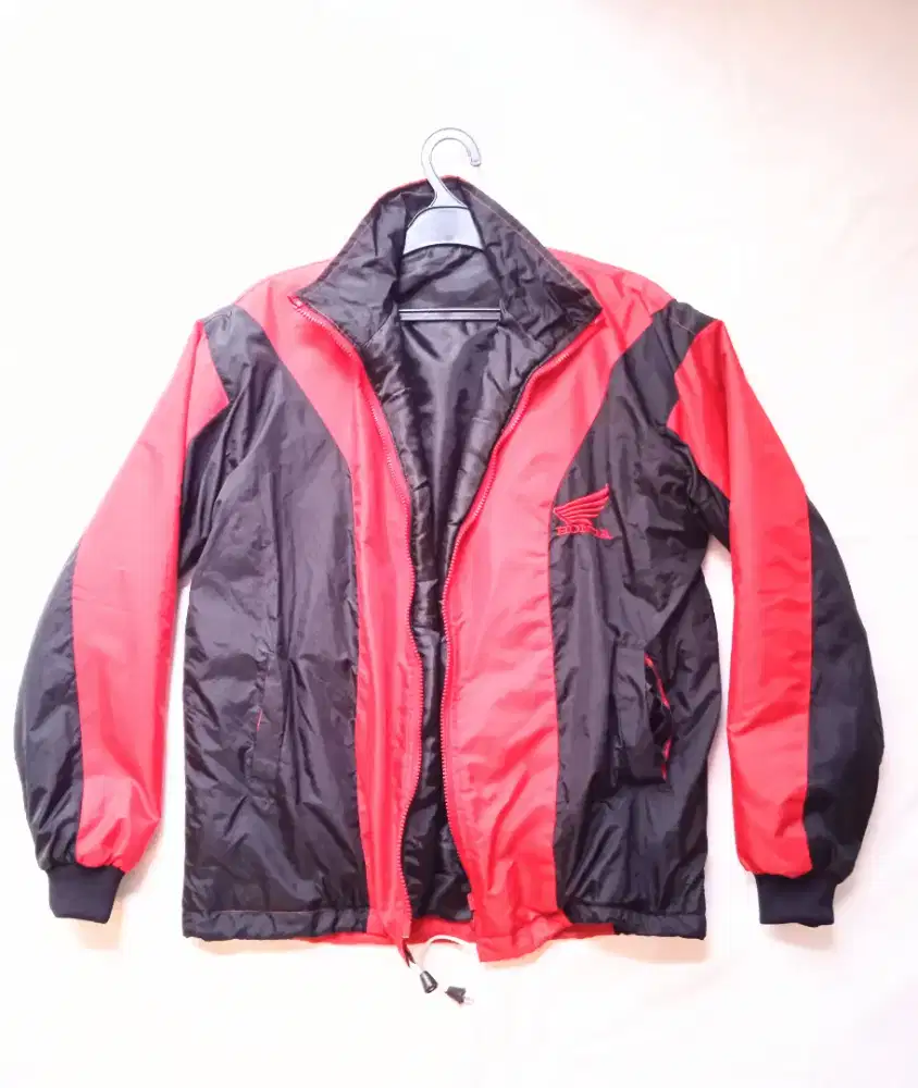 Jaket Tebal Parasut Merah Pria Wanita All Size