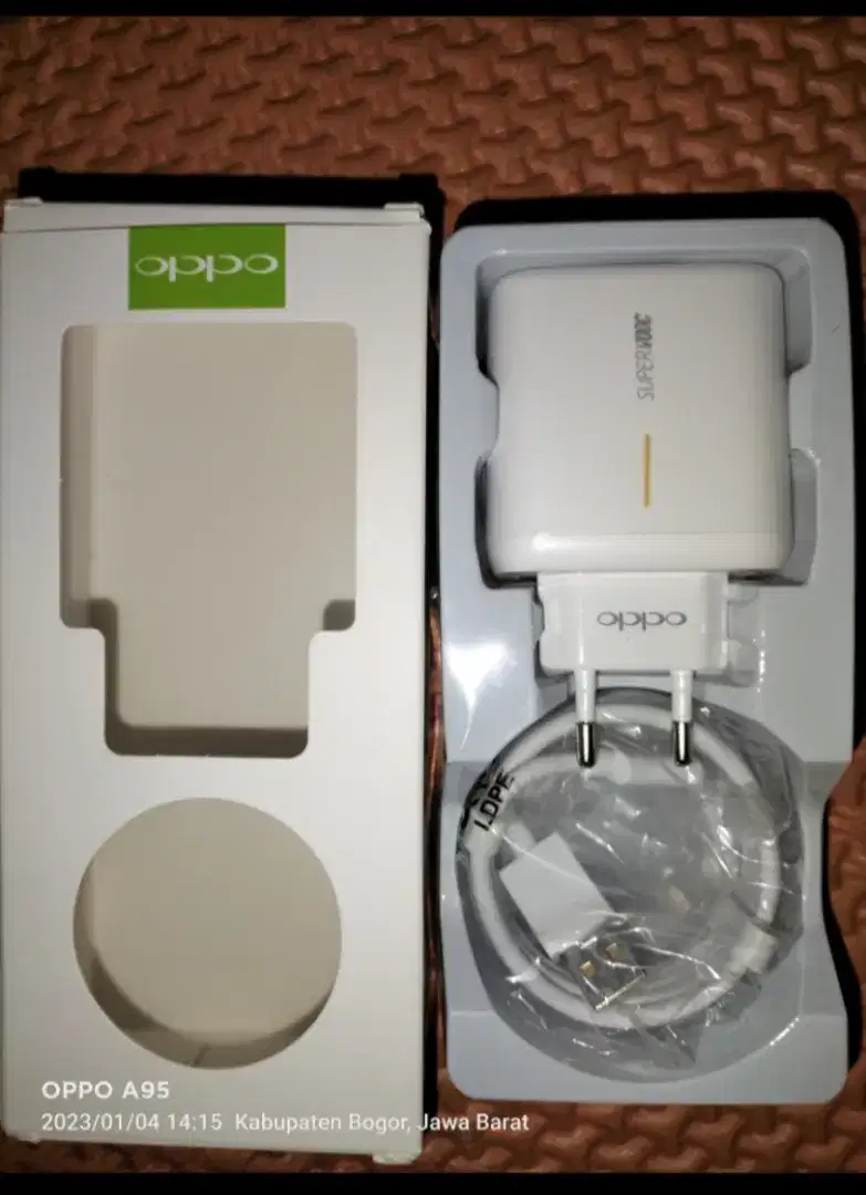 Charger Oppo Supervooc 65 watt