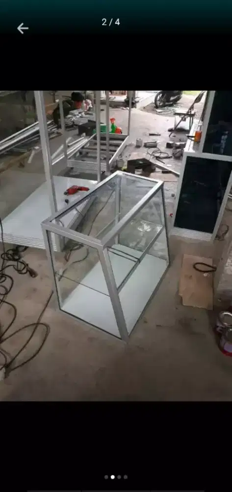 Etalase friedciken kentang goreng perkedel tahu walik ayam geprek