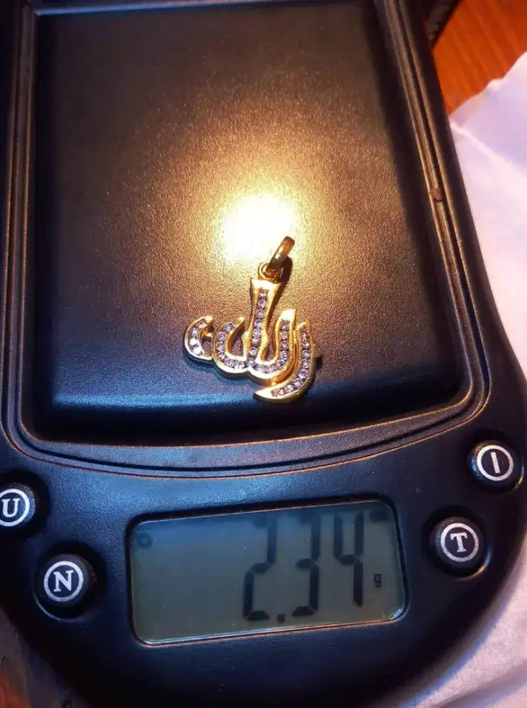 (Buah Kalung Berlian Eropa tulisan (Allah))