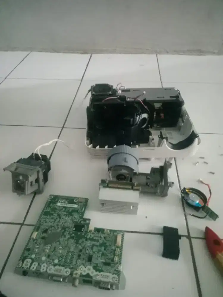 Ahli Service Proyektor projector Infocus