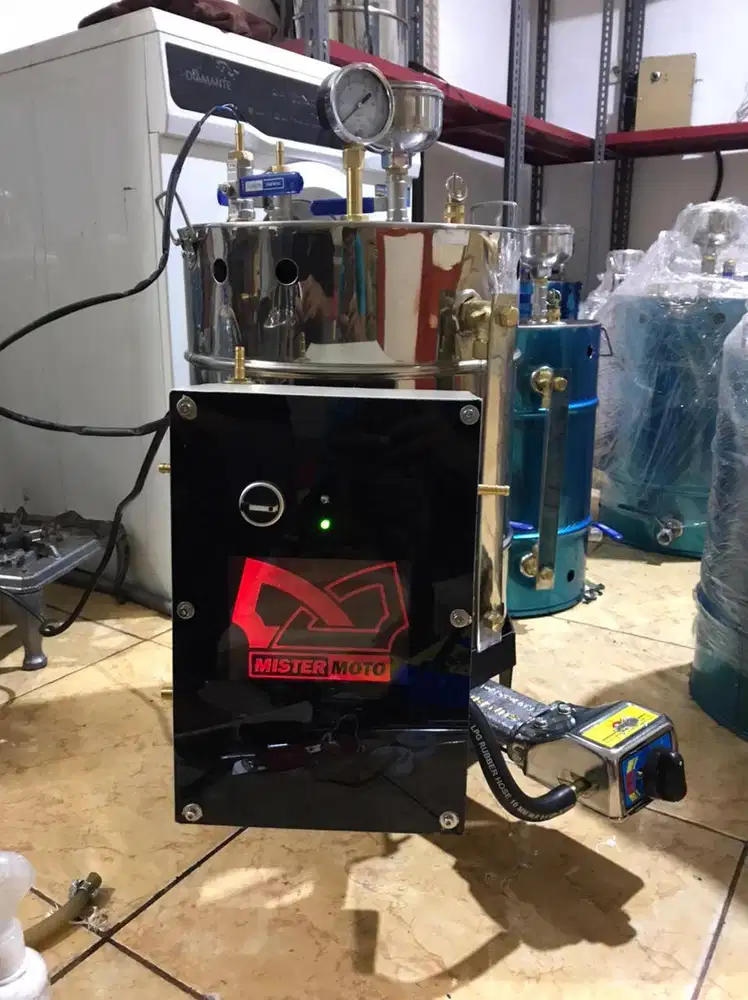 Setrika Uap Steam Boiler Full Otomatis Api dan Air Mistermoto 2Setrika