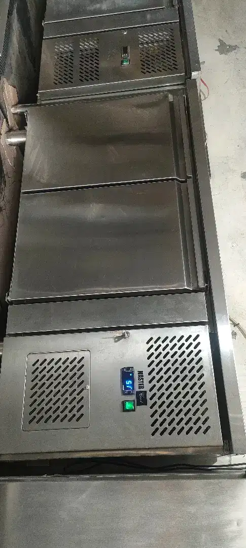 Jual undercounter chiller merk master coll siap pakai