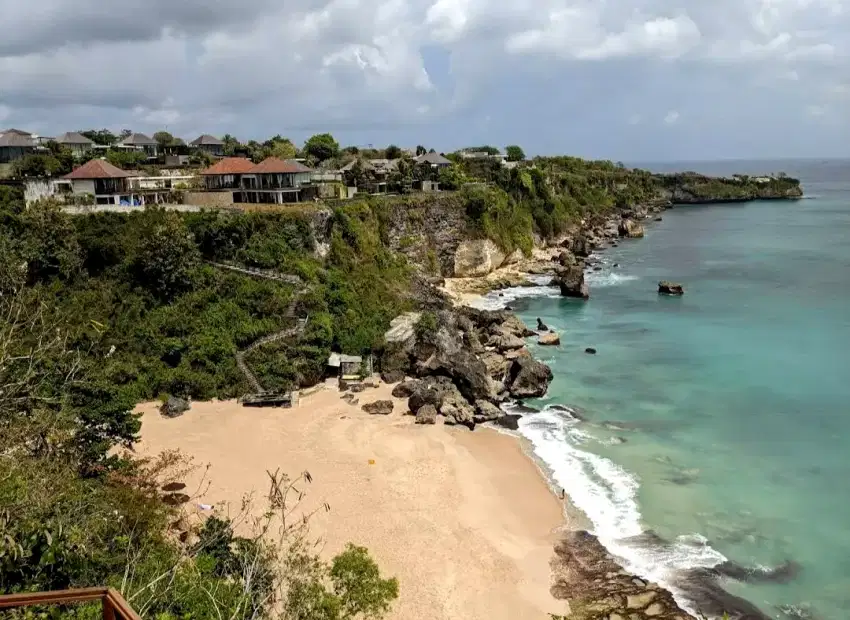 Tanah Tebing Kubu Beach - Ayana Jimbaran