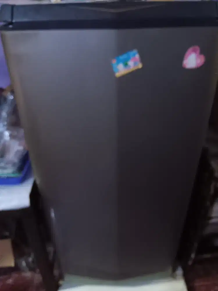 Kulkas Sanyo Silver Murmer