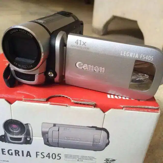 Handycam Canon Legria FS405 Camcorder