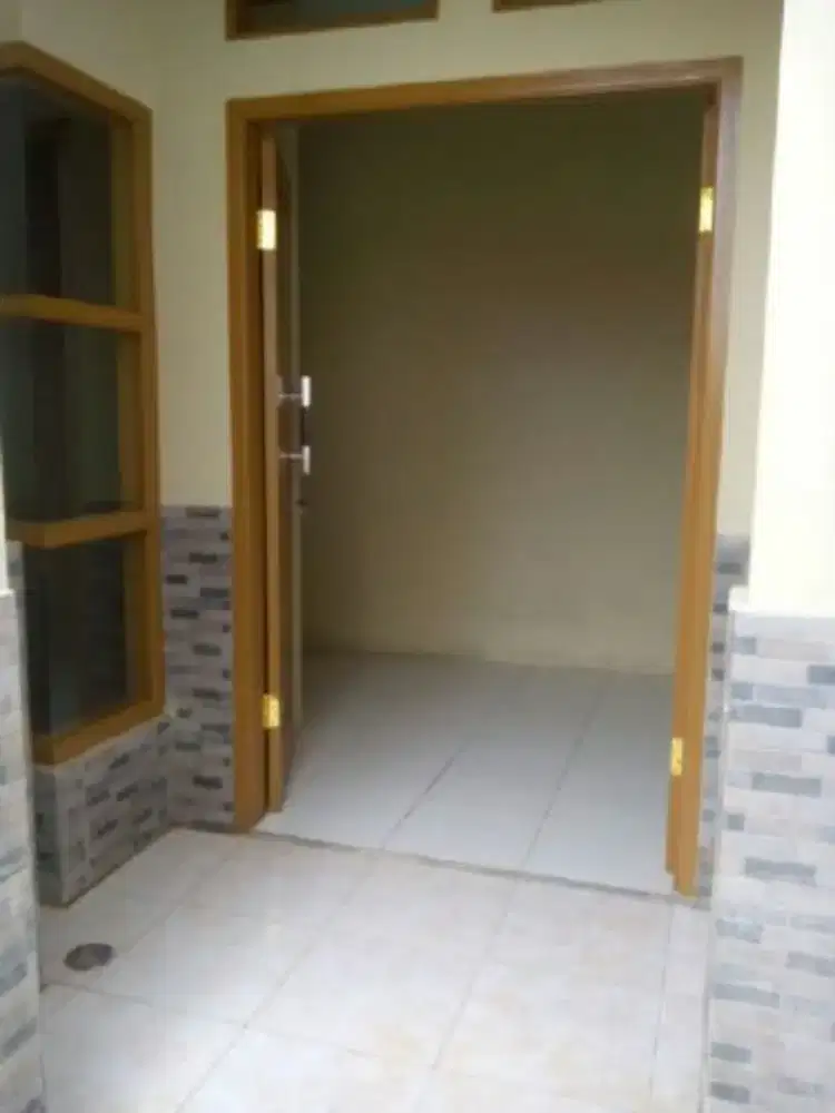 rumah di kontrakan , minat hub pak sumidi (no hp dibawah alamat)