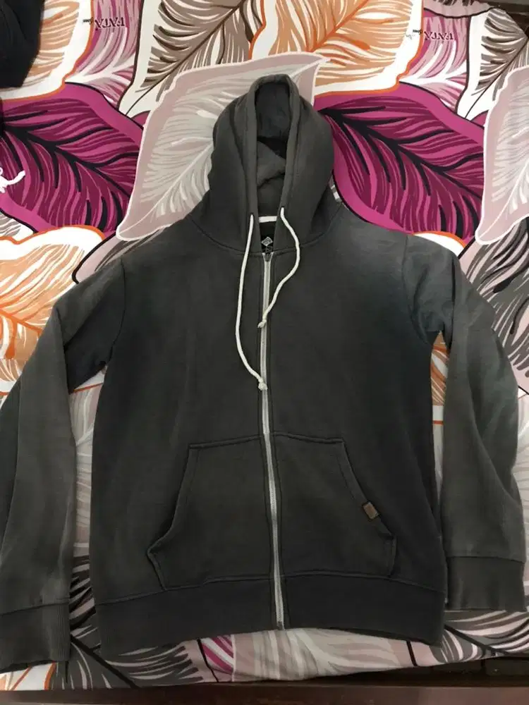 Sweater COTTON ON warna grey Original