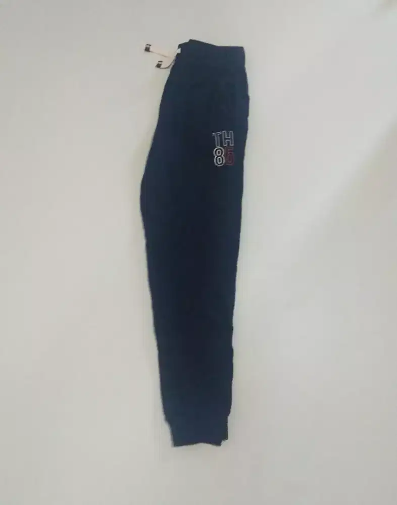 Celana Joger Tommy Hilfiger