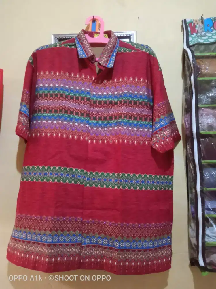 Dijual Batik warna merah UK XXL