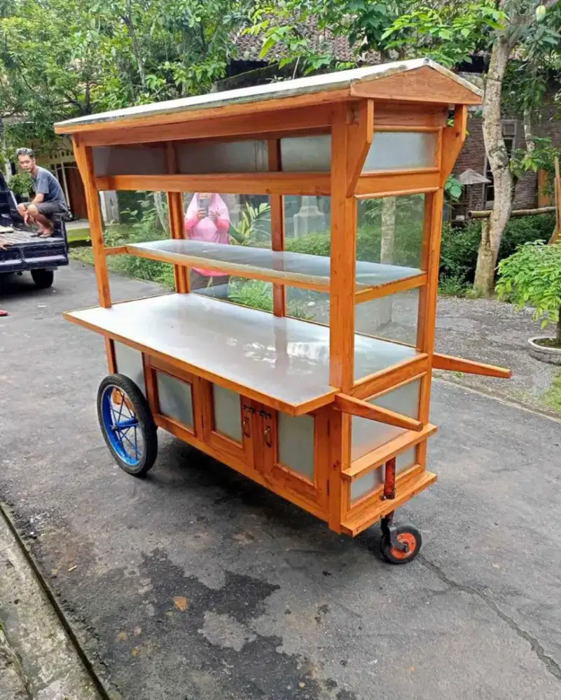 Sedia gerobak bakso mie ayam,soto,sate,bubur ayam,pecel lele dll