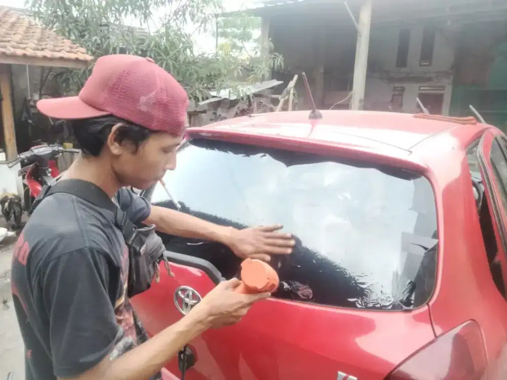 spesialis kaca film untuk mobil