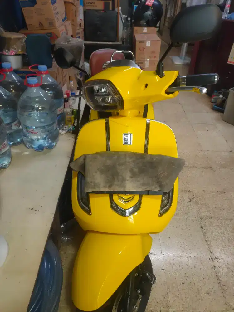 Dijual smoot zuzu kuning bumble bee