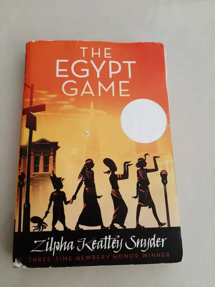 Novel import THE EGYPT GAME dan FRINDLE