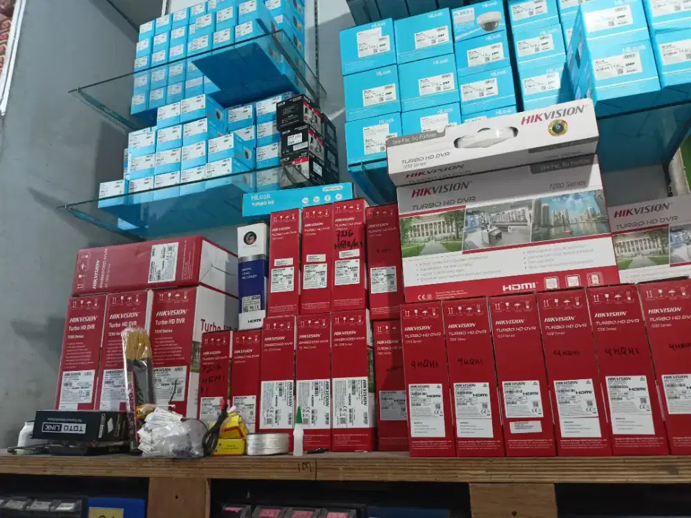 Dicari staft toko dan  teknisi cctv dan komputer