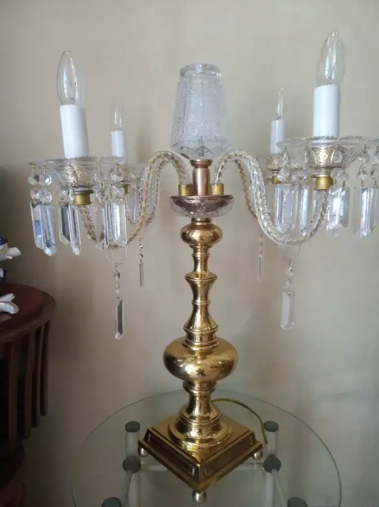 Lampu standing kuningan kristal Bohemia asli. T. 70cm.Diamtr 60cm