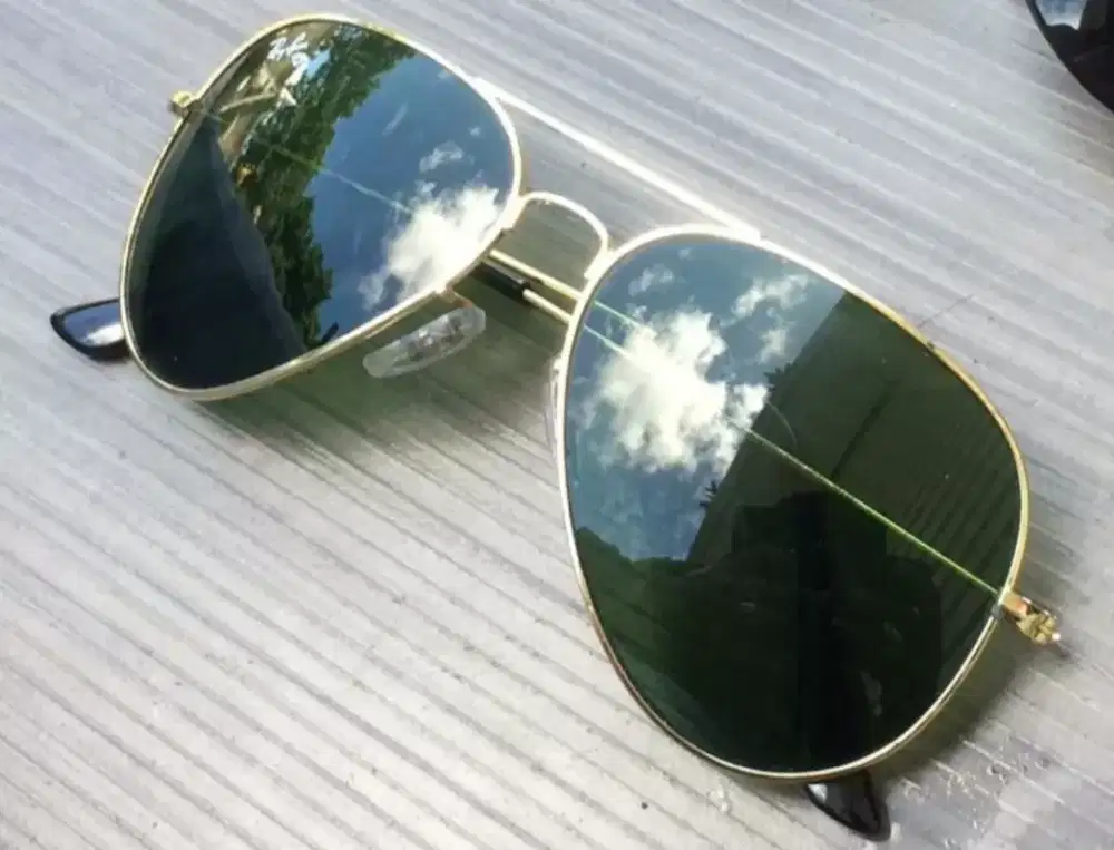 Kacamata reyban usa hijau botol ori