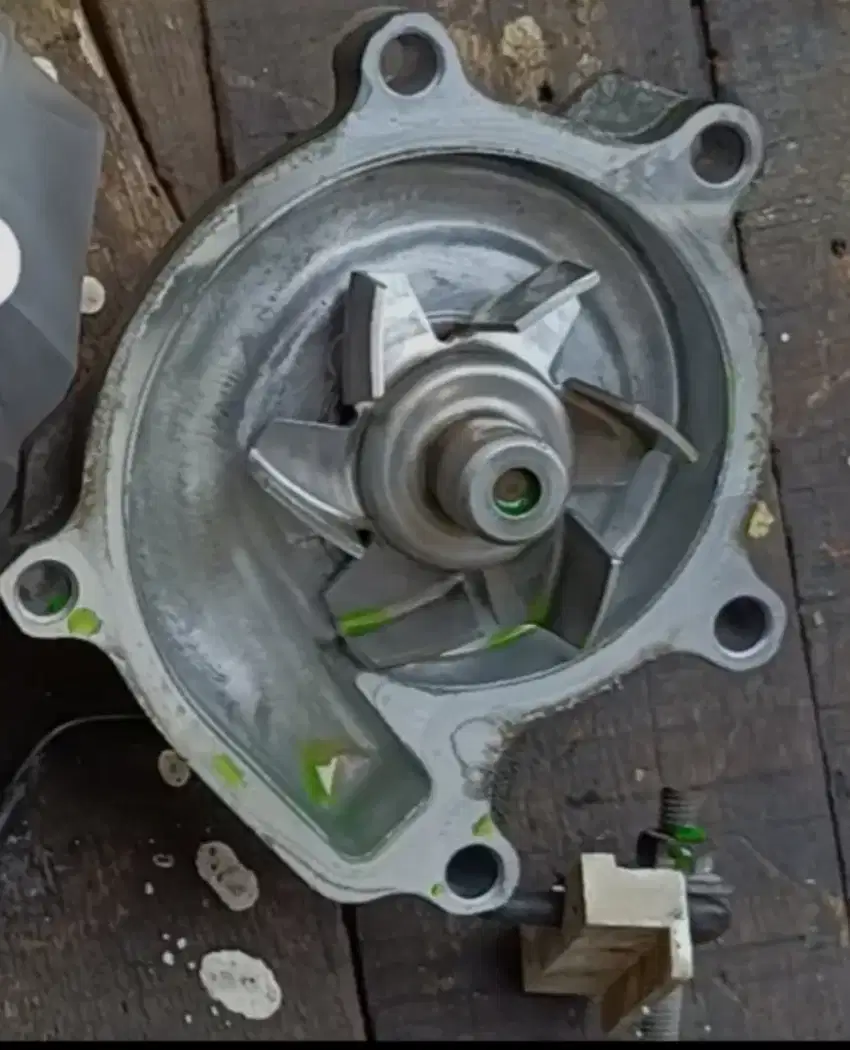 Waterpump Avanza