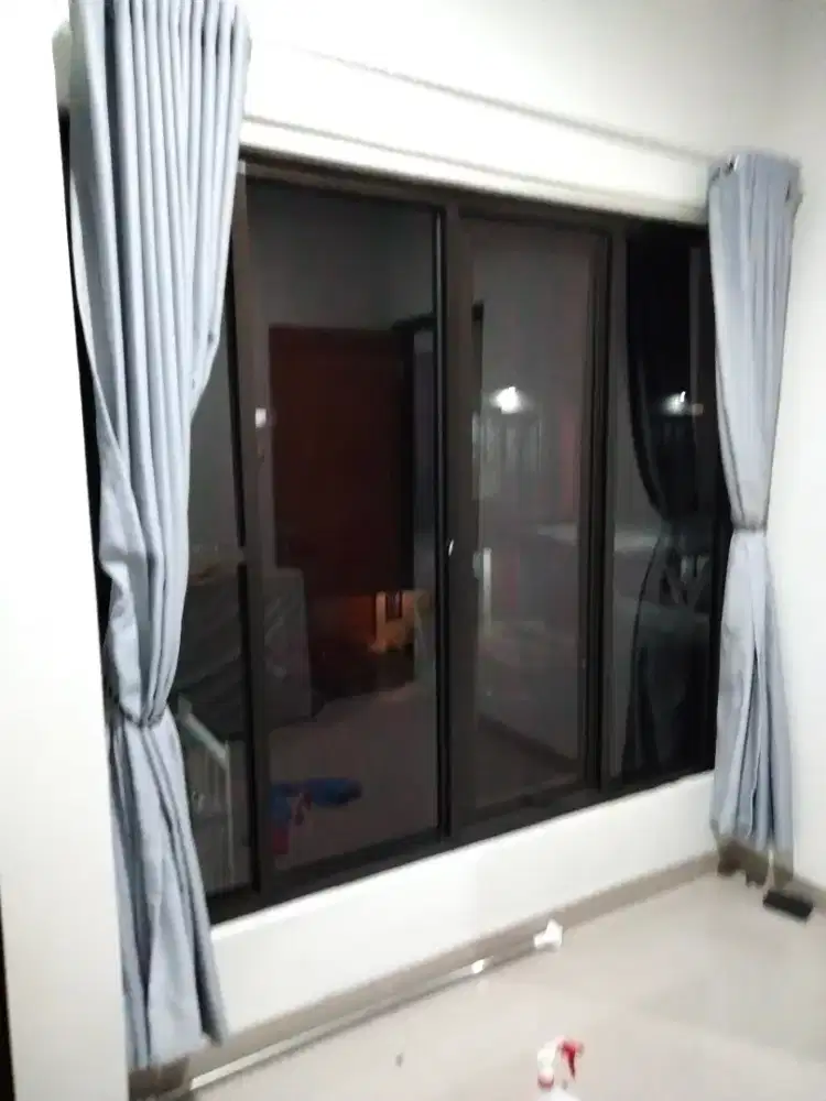 Sedia pasang kaca film rumah dan gedung