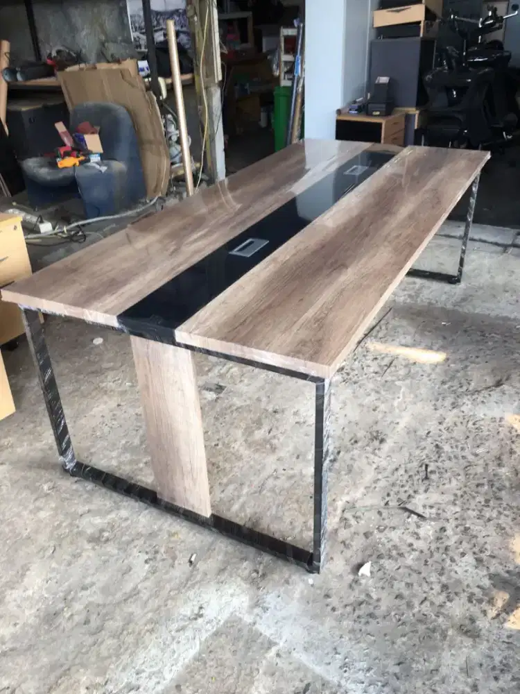 meja meeting kantor uk 240