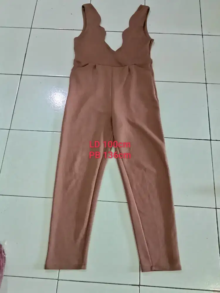 Baju jumpsuit wanita dewasa preloved pribadi harga net