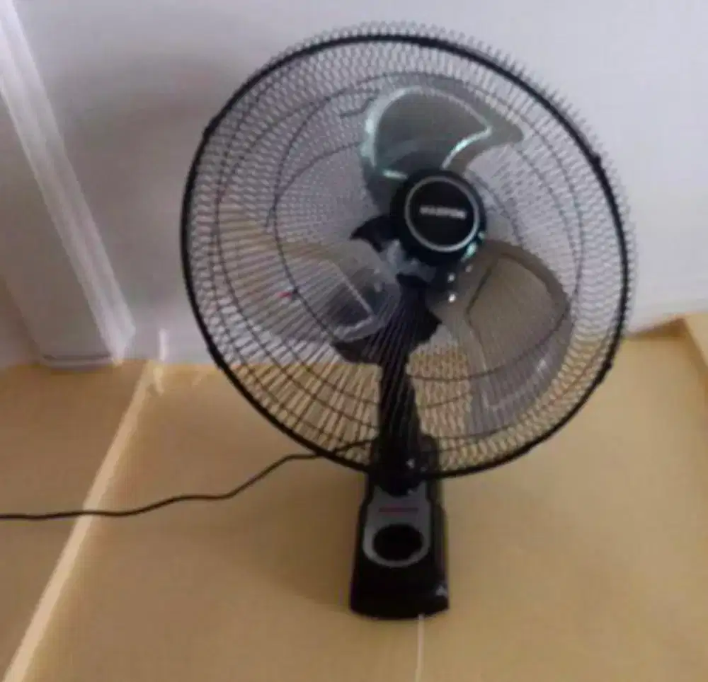 KIPAS DINDING BESI MASPION 18 INCI