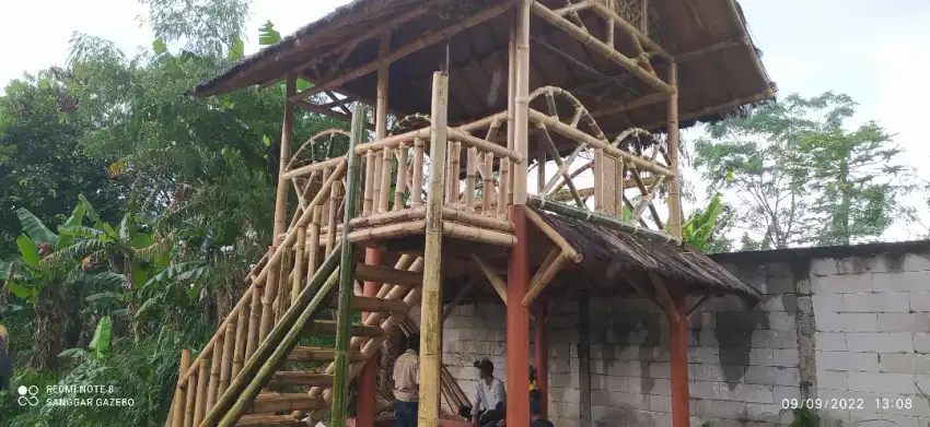 Saung bambu/gazebo bambu 2 lantai harga permeter persegi 1500.000