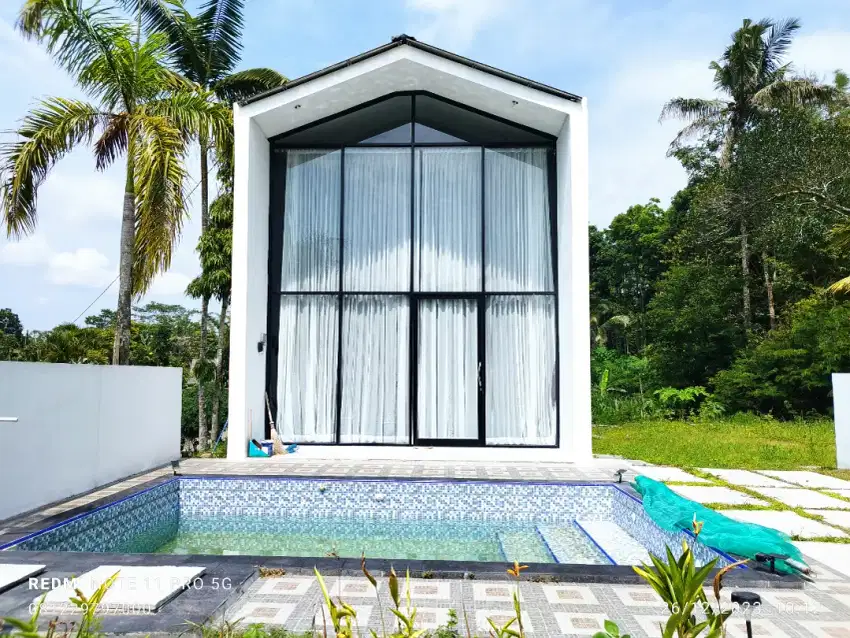 Tanah Luas Banus Villa Kolam Renang Pribadi Privat Pool Kaliurang