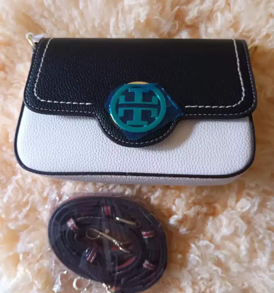 TAS SELEMPANG WANITA SLING BAG